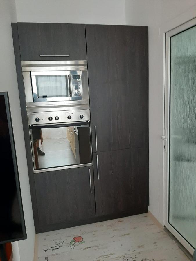 Zluty Apartman A6 V Chomutove Apartment Exterior photo