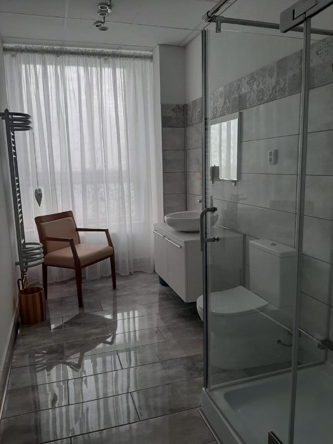 Zluty Apartman A6 V Chomutove Apartment Exterior photo